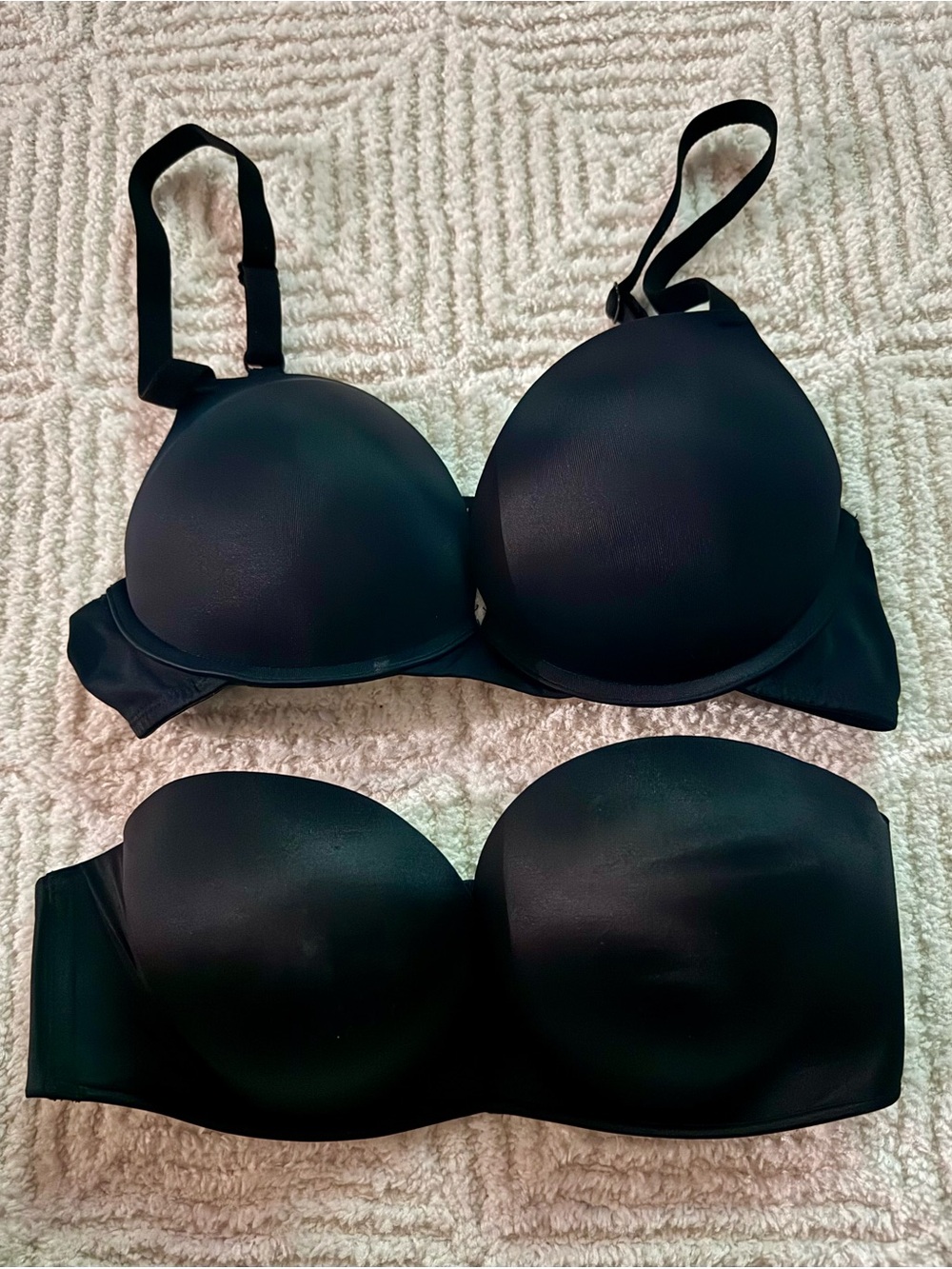Victoria's Secret Bombshell strapless bra and free Tommy Hilfiger push up bra